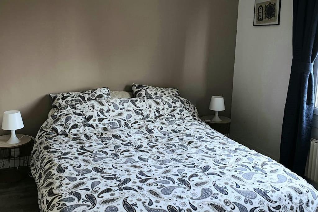 Appartement De Charme Et Familial A カーン エクステリア 写真
